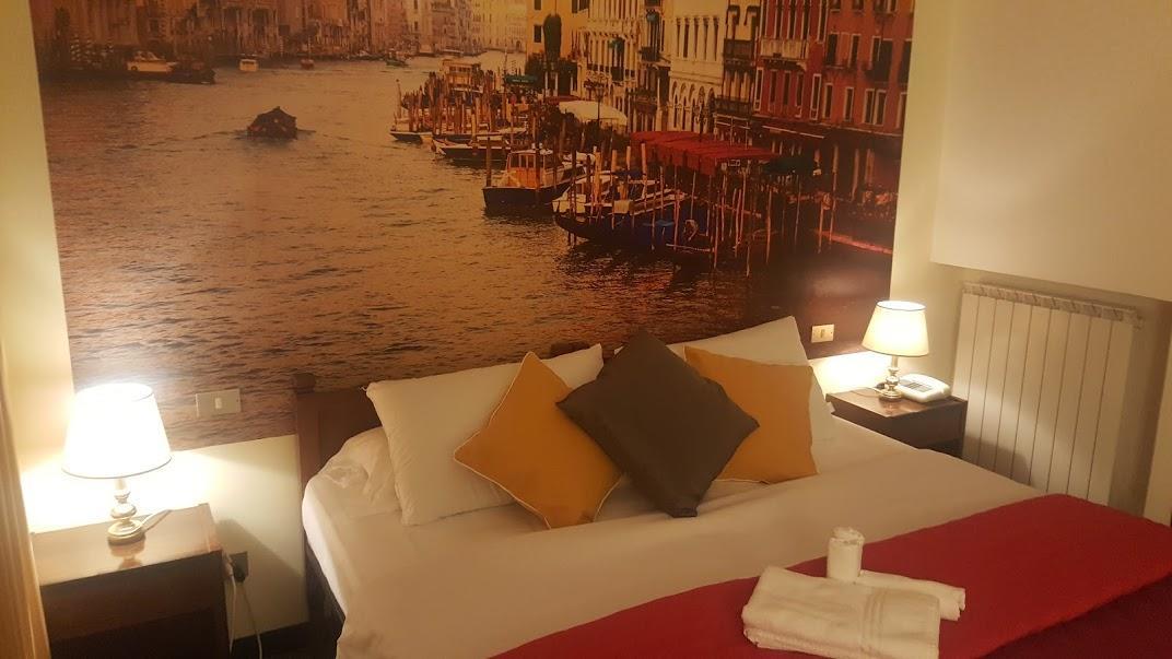 Hotel Palombella Frosinone Exteriör bild